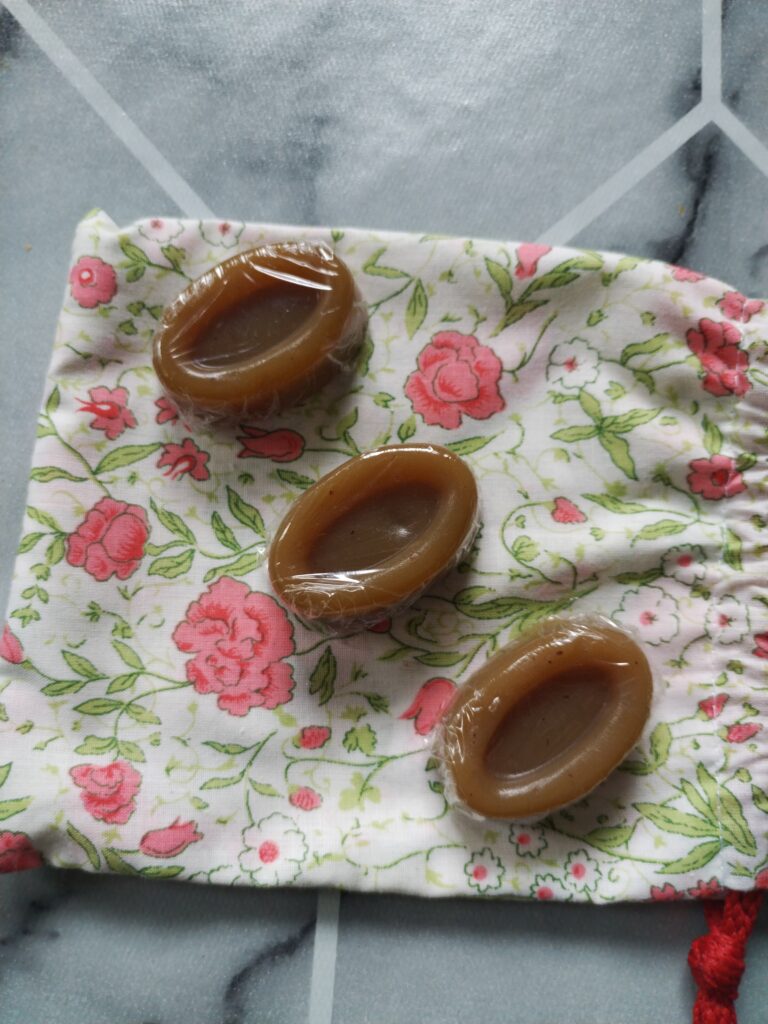Sabun daun mambu semula jadi