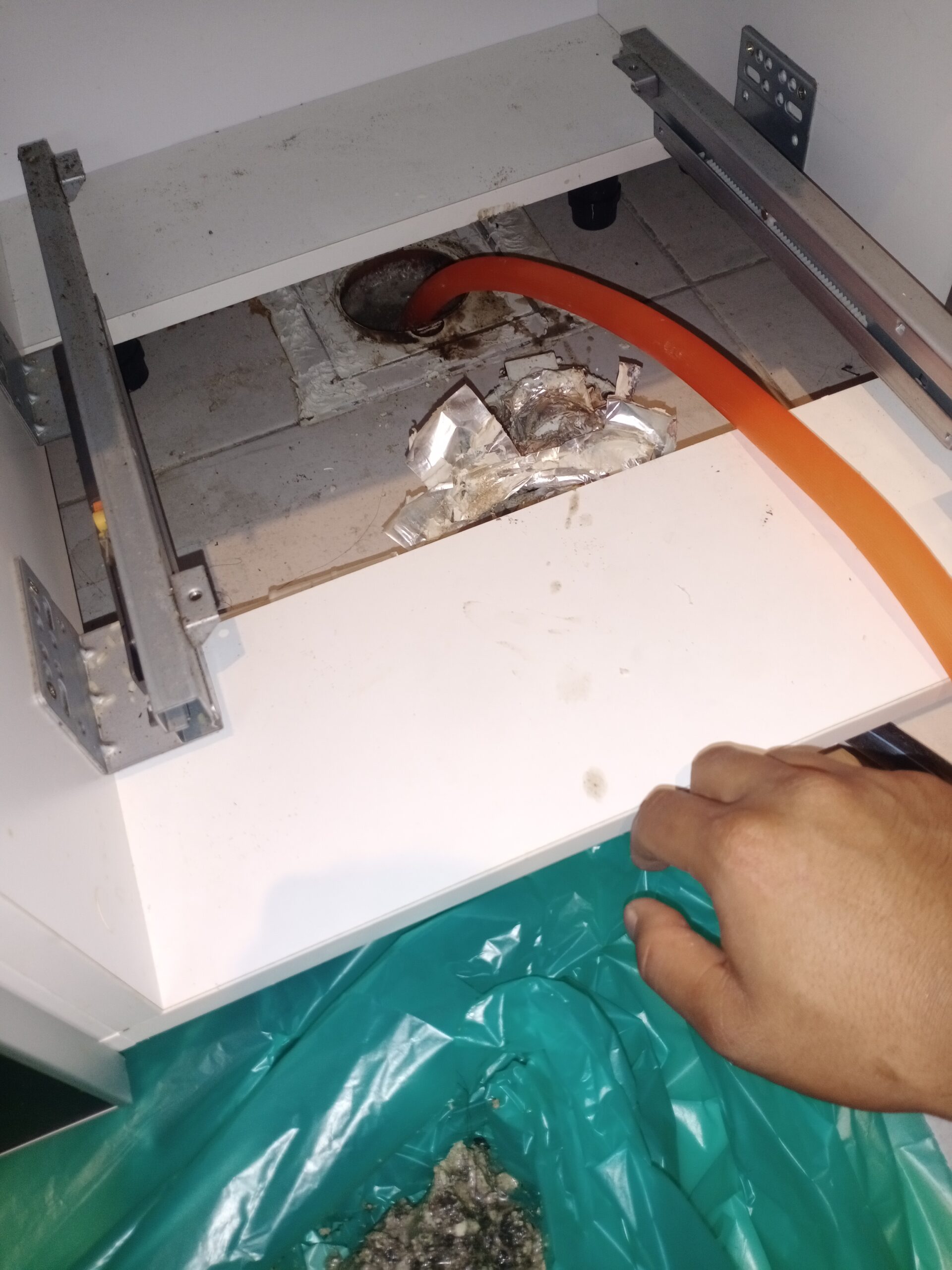 Renovation and plumbing repair rumah